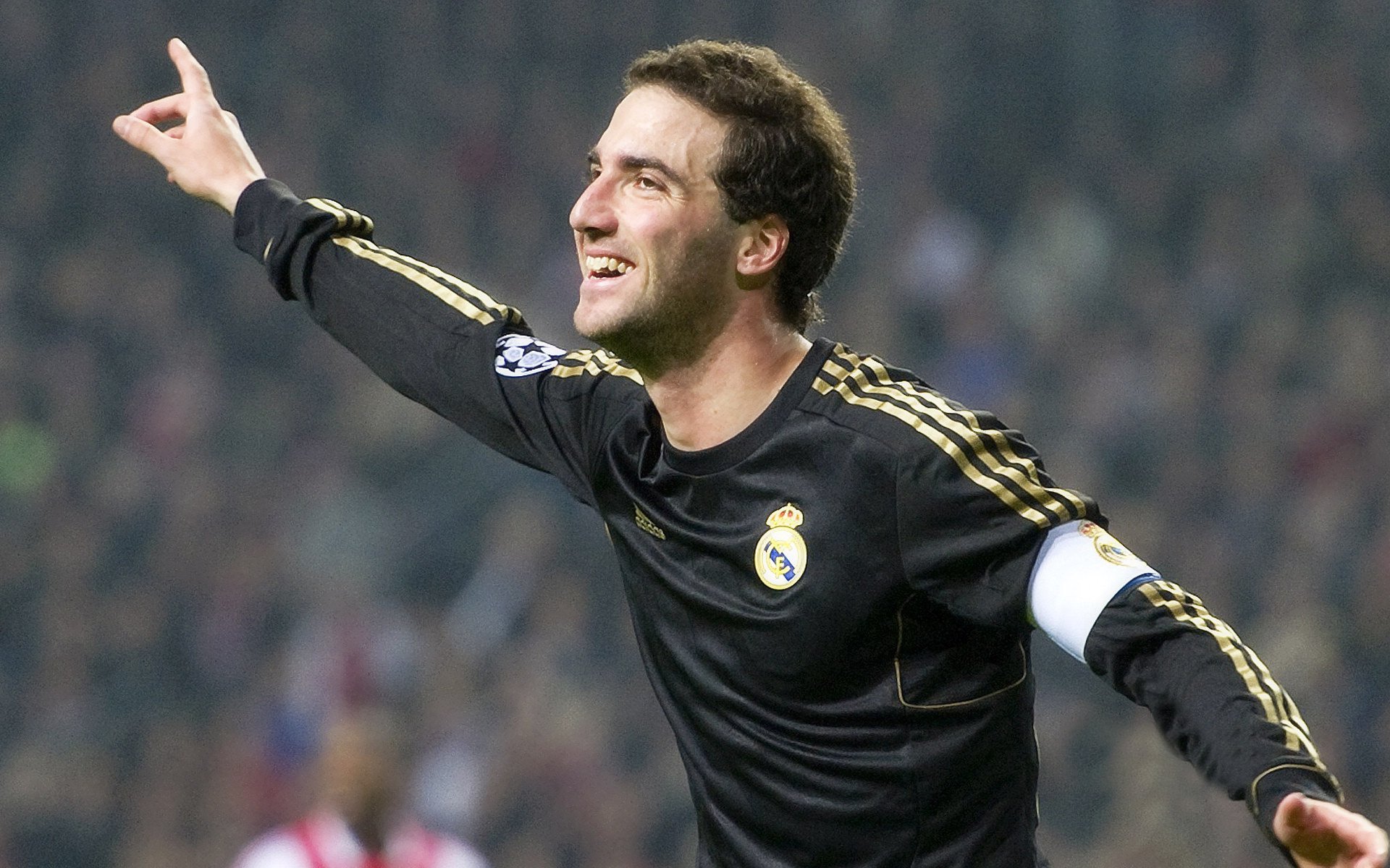 德甲激情奔跑:速度与激情的极致体现!